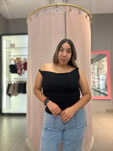Load image into Gallery viewer, The Effortless Twist Top Black
