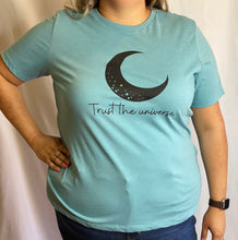 Load image into Gallery viewer, Heather Blue Tee trust the Universe
